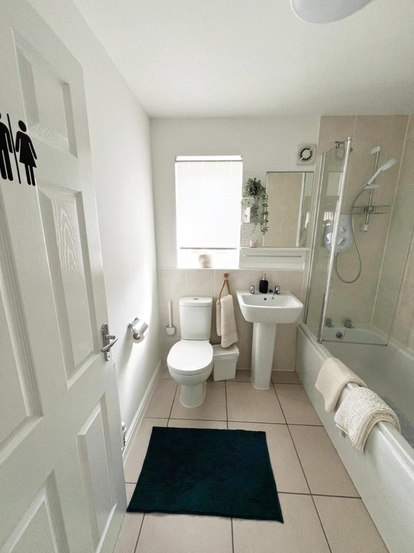 Spacious Modern 4Bd House Kingston upon Hull Zewnętrze zdjęcie