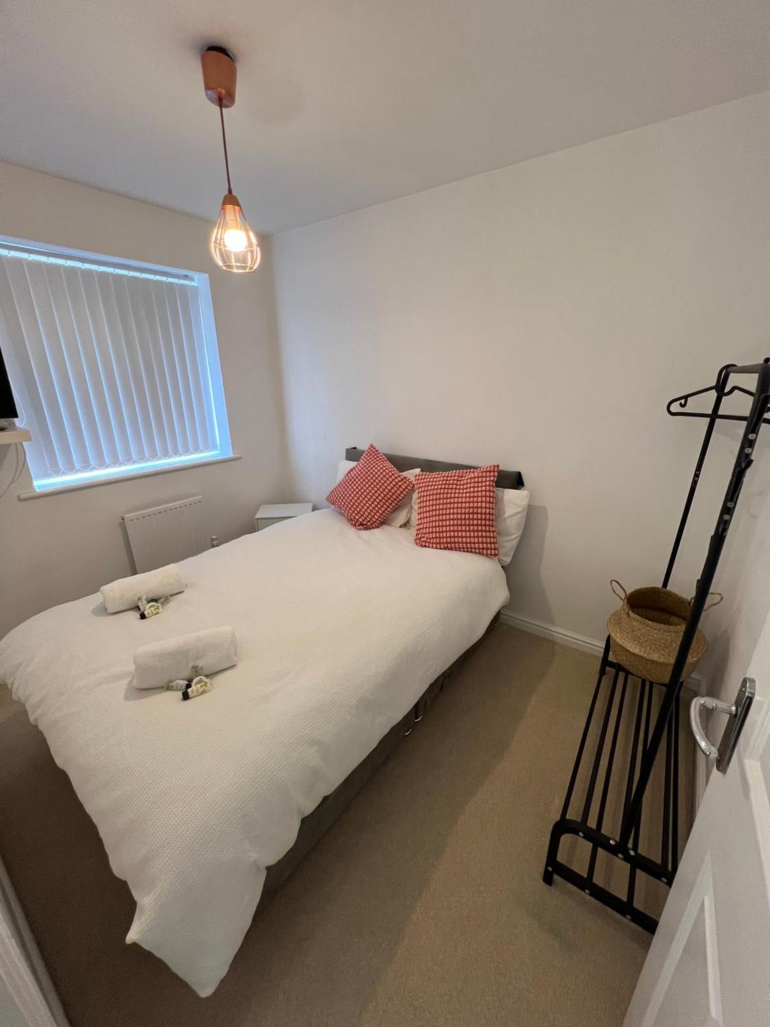 Spacious Modern 4Bd House Kingston upon Hull Zewnętrze zdjęcie